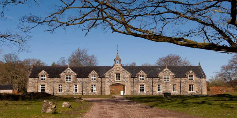 Achnacarry Steading Apartments - Luxury Rural Living