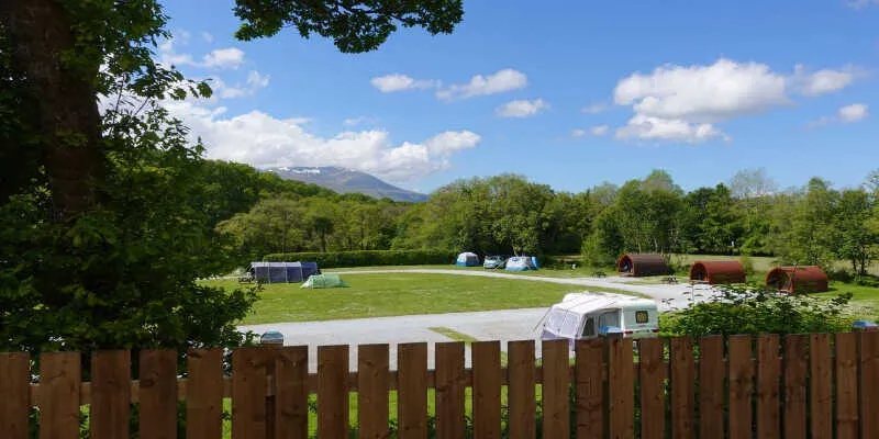 Bunroy park caravan & camping site offers green spaces.